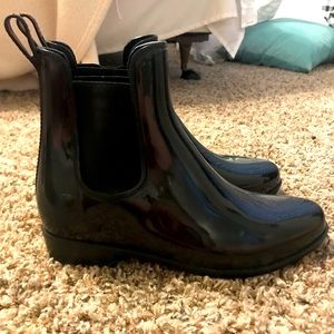 Black Rubber Chelsea Boot